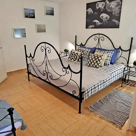 Casa Loro, Appartamento *